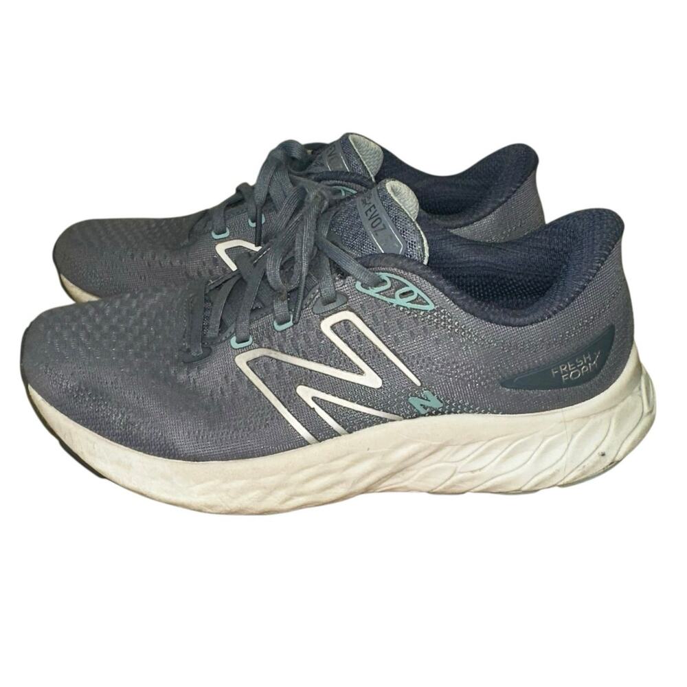 New Balance Fresh Foam X Evoz v1 Wide 9W Gray Running Shoes Women's